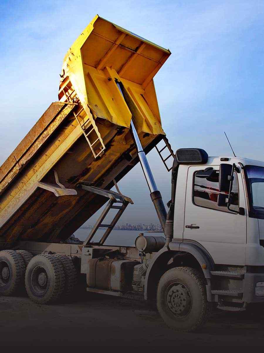 https://transportessergama.com/wp-content/uploads/2017/08/cell_trucks_01.jpg